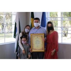 Médico do Hospital Rocio internado devido a COVID 19